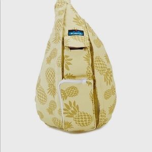 Pineapple Kavu bag